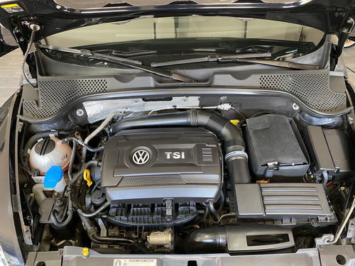 Volkswagen Beetle 2.0 R-line At
