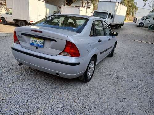 Ford Focus Lx Base Aa At