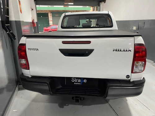 Imagen 5 de 12 de Toyota Hilux 2018 2.4 Cd Dx 150cv 4x2