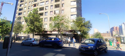 Departamento En Arriendo De 2 Dorm. En Santiago