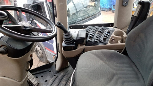 Imagem 5 de 15 de Pá Carregadeira Case 721e * 15 Ton*caç. 2,5m³* 2017 *repasse