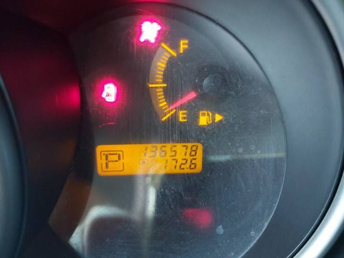 Imagem 10 de 14 de Nissan Livina Sl 1.8 16v