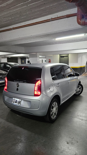 Volkswagen Up! 1.0 High Up! 75cv 5 p
