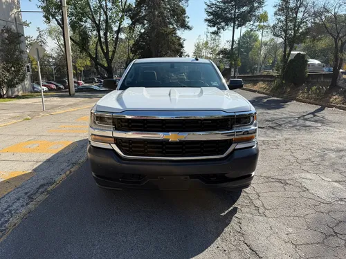 Chevrolet Silverado 5.4 2500 Cab Reg Ls 4x2 At