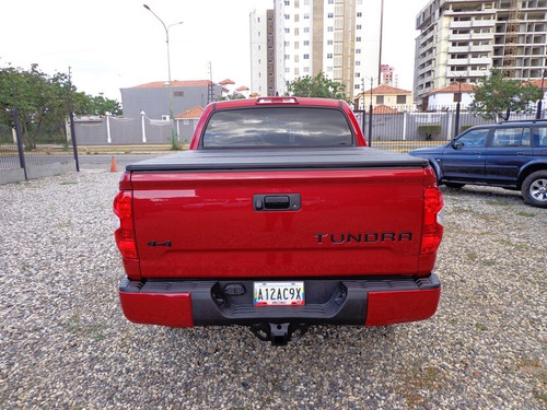 Imagen 6 de 18 de Toyota Tundra Sr5 Tss 2021 V8 4x4 Automático