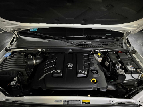 Imagen 10 de 18 de Volkswagen Amarok 2018 3.0 V6 Extreme