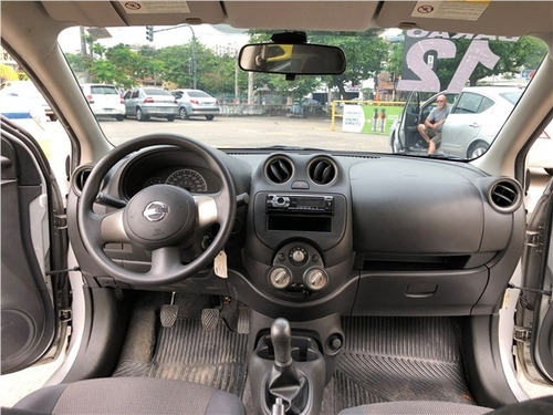 Nissan Versa 1.6 S 16v Flex 4p Manual