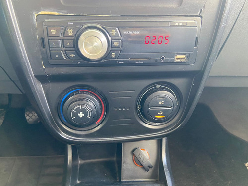 Volkswagen Spacefox 1.6 MI SPORTLINE 8V FLEX 4P MANUAL