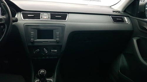 Imagen 13 de 15 de Seat Toledo 1.6 Reference Mt