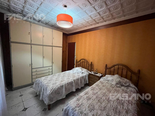 Casa En Lote Propio En Venta - Chilavert