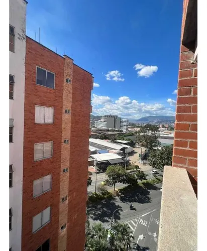 Excelente Inversión Por Su Ubicación Sabaneta 61 Mt/ 3 Alc/ Edificio