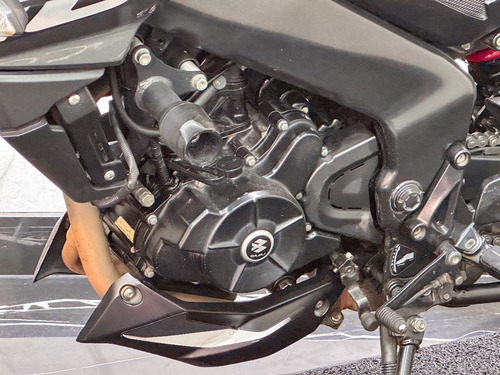 Pulsar Ns 200