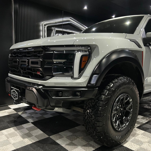 Ford Lobo Raptor R