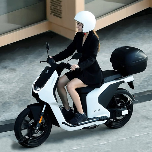 Moto Electrica Scooter F01 Vmoto Super Soco Motor 3,5 Kw
