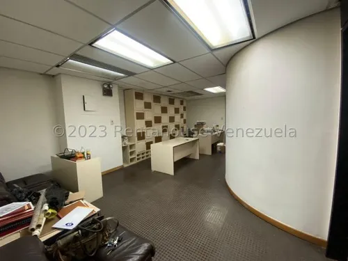Venta De Oficina En La Urbina