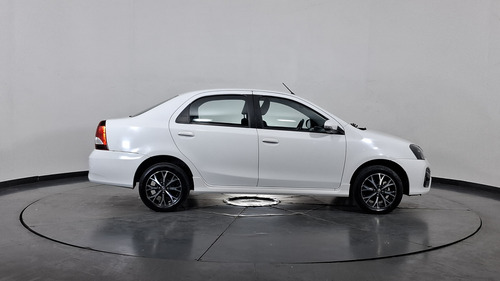 Toyota Etios 1.5 XLS PACK AUTO