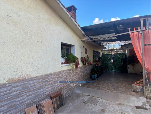 Casa En Venta En Zona Lezica. Villa Colón.