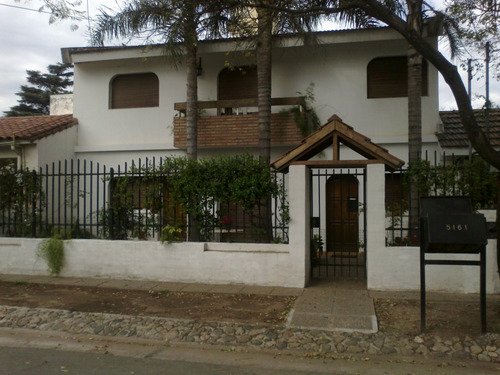 Villa Belgrano: Casa 3 Niveles Apta Uso Comercial