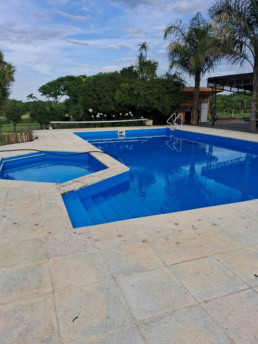 Venta De Casa En Hermosa Chacra Sobre Ruta 21