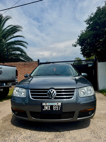Volkswagen Bora 1.8 Highline T 180cv Cuero