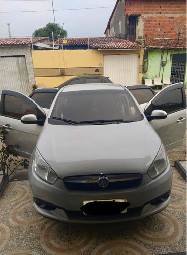 Fiat Grand Siena 2013 1.4 Attractive Flex 4p