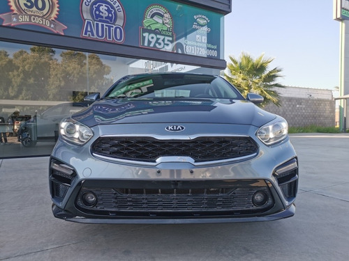 Imagen 3 de 15 de Kia Forte Ex Sedan Motor 2.0 Modelo 2019 Automatico