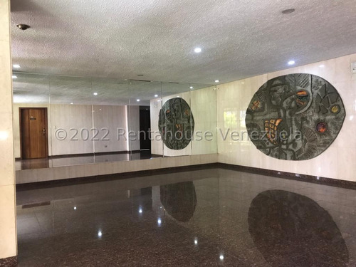 Apartamento En Alquiler En Los Naranjos De Las Mercedes 25-18685 As