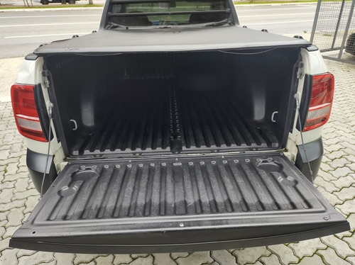 Volkswagen Saveiro 1.6 Robust Cab. Simples Total Flex 2p