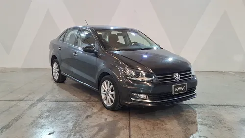 Volkswagen Vento 1.6 HIGHLINE AUTO