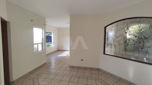 Imagen 4 de 30 de Casa Con 3 Habitaciones Con Baño Y Cuarto De Serv. En San Al