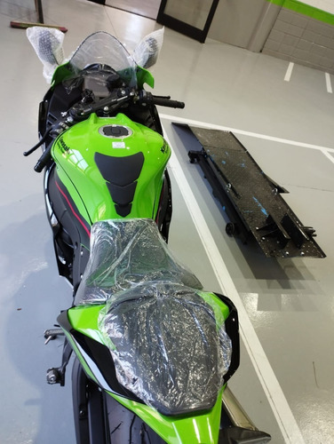 Imagen 15 de 17 de Kawasaki Ninja Zx10-r Abs Krt En Kawasaki Jack Gran Ocasion!