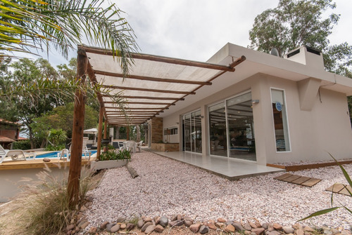 Casa Alquiler Playa Verde Con Piscina Climatizada