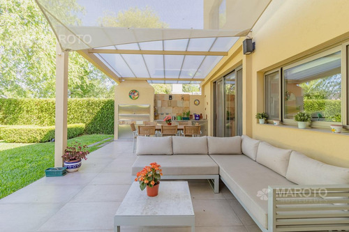 Imagen 9 de 30 de Casa En Venta En Barrio Septiembre - Maroto Propiedades