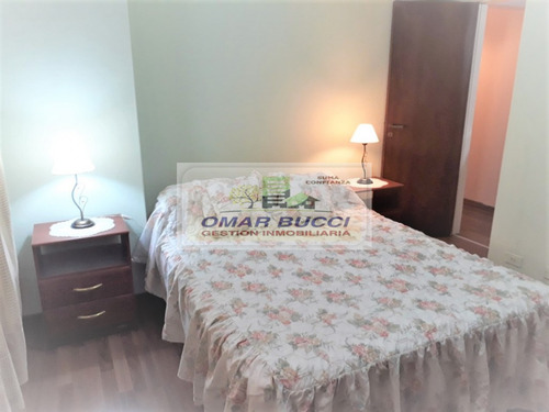Departamento Muy Acogedor De Dos Ambientes Amplios, En Inmejorable Ubicacion, En La Ciudad De Necochea