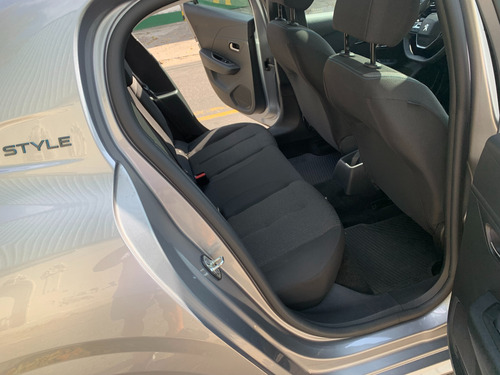 Peugeot 208 1.6 Style Tiptronic
