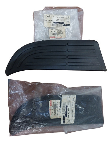 Moldura Derecha Parachoque Trasero Toyota Hilux 2007-2011