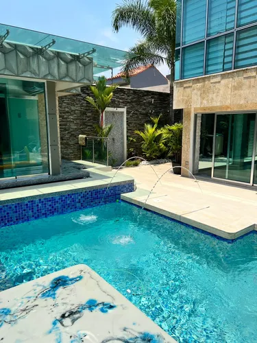 Casa En Urb Lomas Del Country Gm