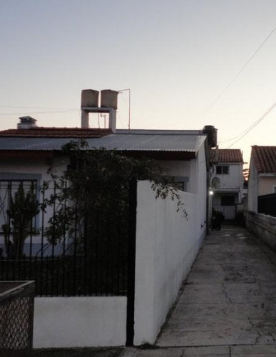 Venta Departamento En Santa Teresita Calle 5 E/29 Y 30 C/gas