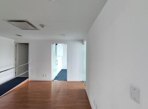Oficina En Renta -reforma Piso 10- 214 M2