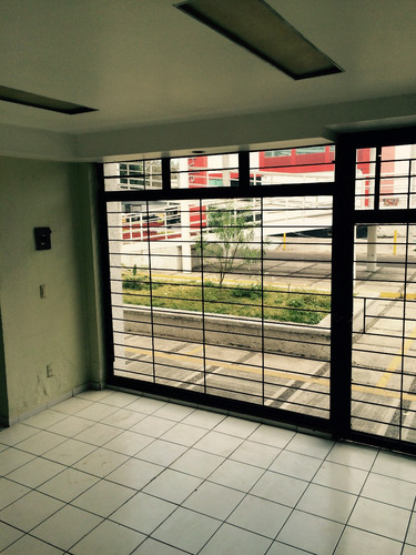 Imagen 2 de 3 de Local Comercial / Oficina, Ubicación Inmejorable