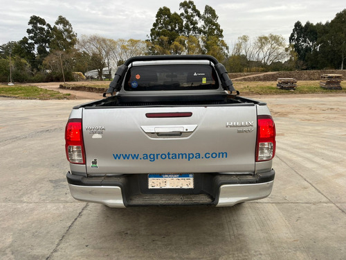 Toyota Hilux 2.7 Cd Srv Vvti 4x2 - A3