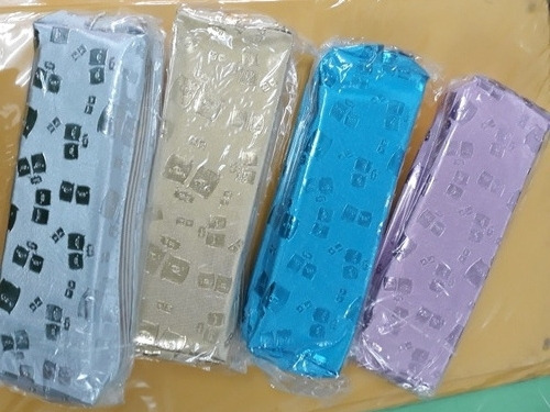 Cartucheras En Tela En 4  Colores Metalizados