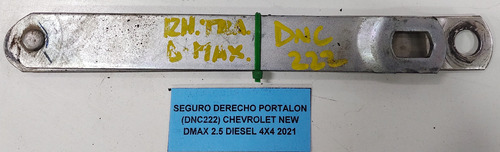 Seguro Derecho Portalón Chevrolet New Dmax 2.5 2021 