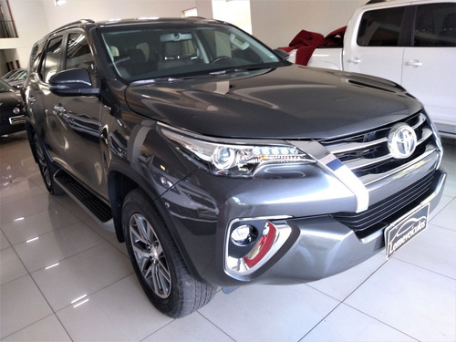 Imagem 2 de 10 de Toyota Sw4 Srx 2.8 16v 4x4 Tdi Aut 7 Lugares