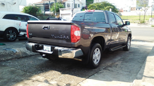 Imagen 5 de 11 de Toyota Tundra 2019 5.7 Limited 4x4 At