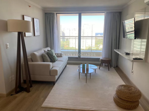 Venta De Departamento De 1 Dormitorio En Place Lafayette , Punta Del Este 