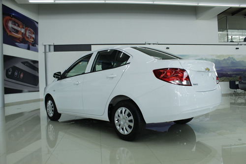 Imagen 5 de 14 de Chevrolet Aveo 2022 1.5 Ls At