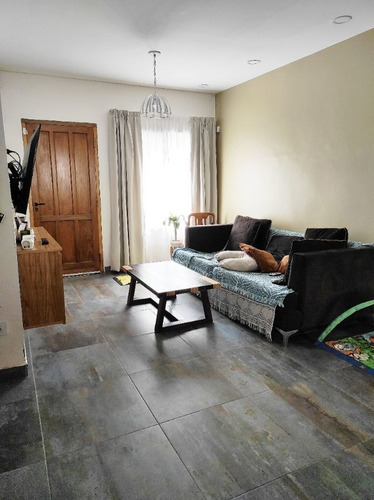 Imagen 4 de 5 de Ph Al Frente - 3 Amb - ¡ Con Patio Y Terraza ! - 107m2