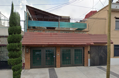 Casa Amplia En Gustavo Madero De Remate Bancario