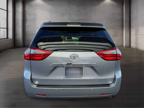 Toyota Sienna 3.5 Limited At